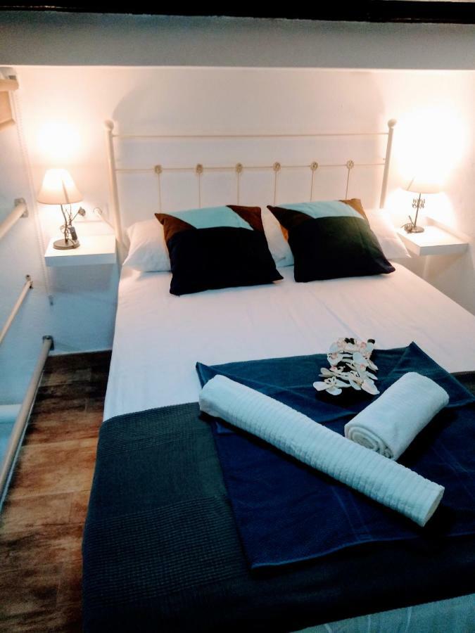 Wish Suite Barrio De Leon En Triana Seville Exterior photo
