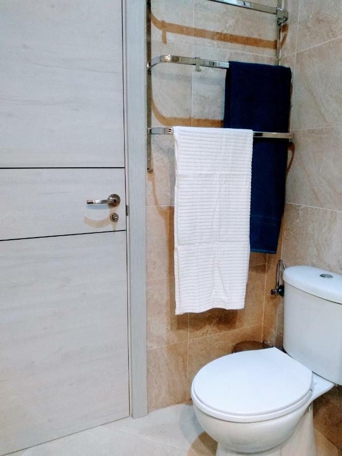 Wish Suite Barrio De Leon En Triana Seville Exterior photo