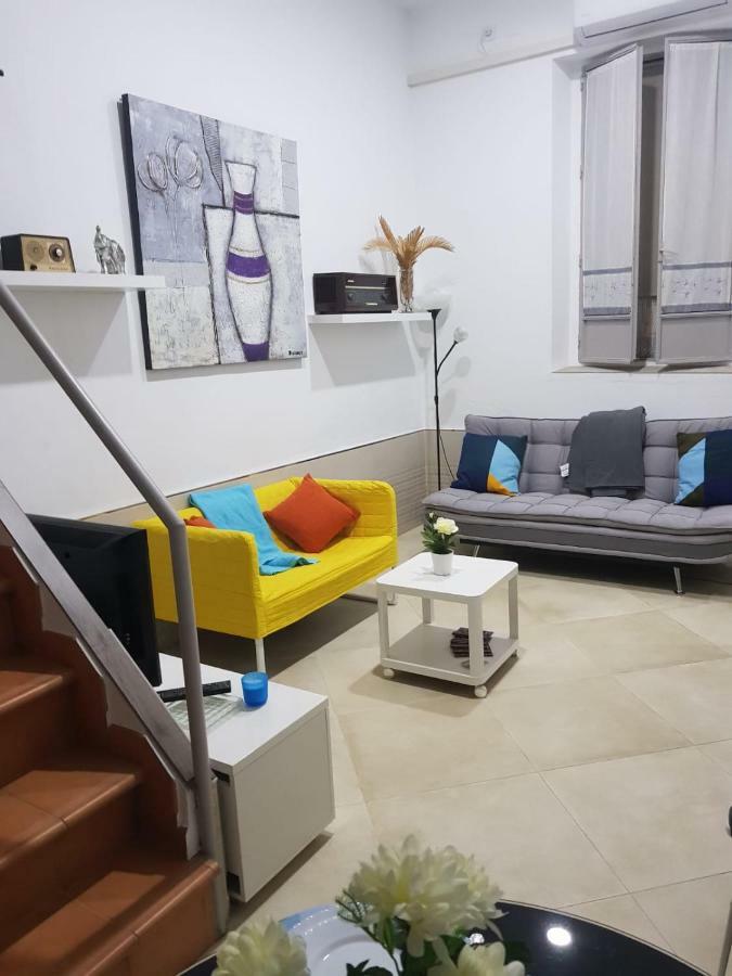 Wish Suite Barrio De Leon En Triana Seville Exterior photo